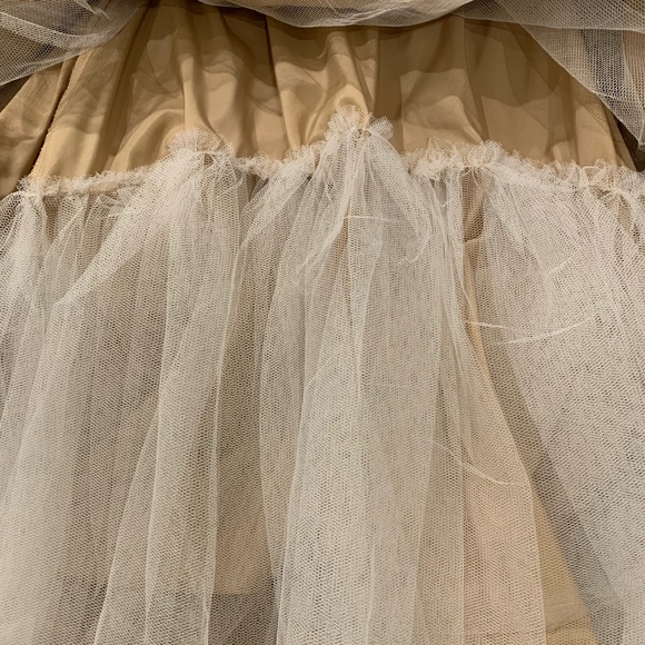 Brand Designer: LUCCI LU Burgundy long beaded dress - Picture 14 of 15